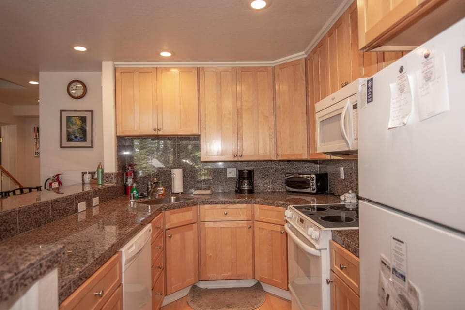 Carnelian Woods # 11 By Hauserman Rentals House in Lake Tahoe