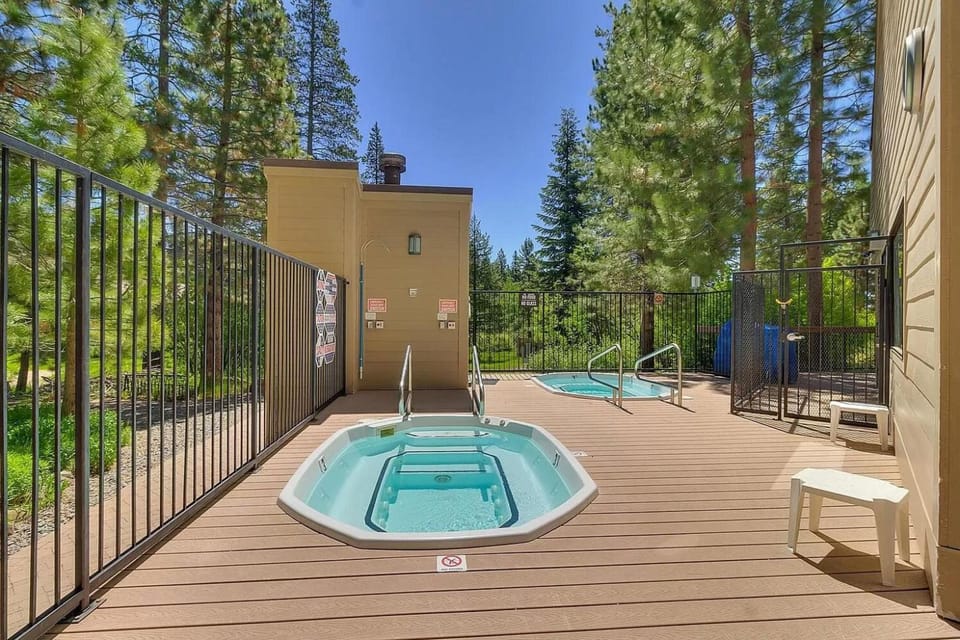Natural landscape, Pool view, Swimming pool