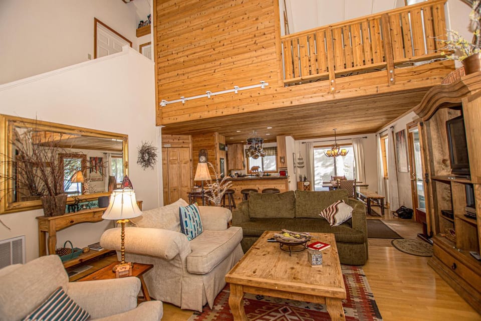 Carnelian Bay Hideaway By Hauserman Rentals House in Dollar Point