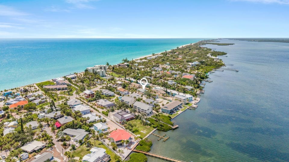 Blissful Beach Retreat C Apartment in Manasota Key