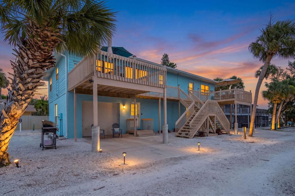 Blissful Beach Retreat C Apartment in Manasota Key
