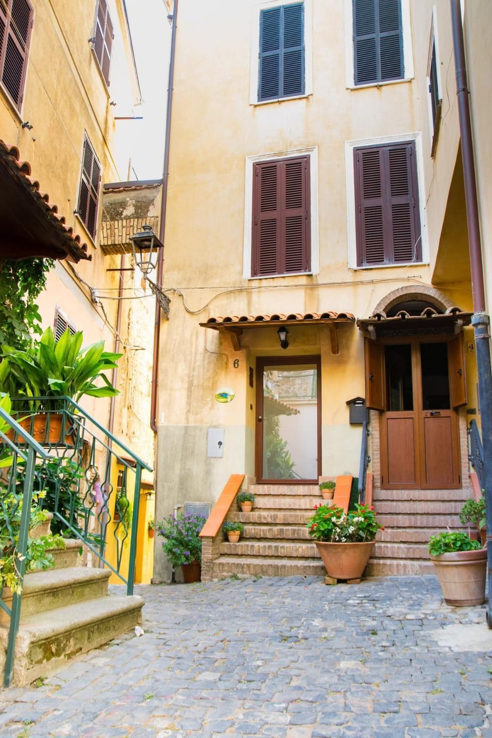 Nemus Dianae Lake view house in the village of Nemi House in Lazio