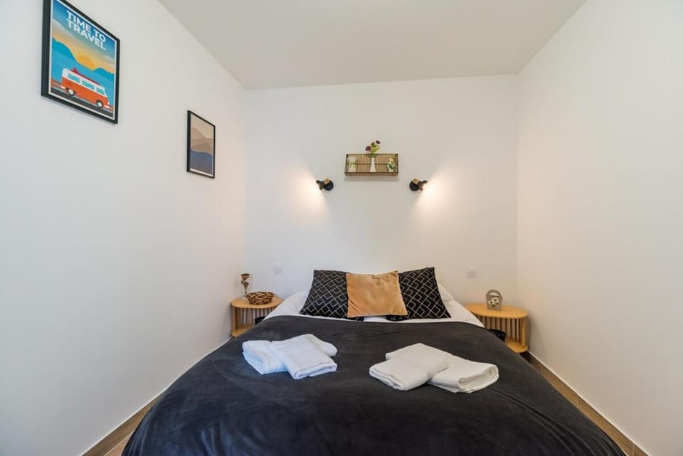 Le T2 Zen de Guingamp confort au coeur de la ville Apartment in Brittany