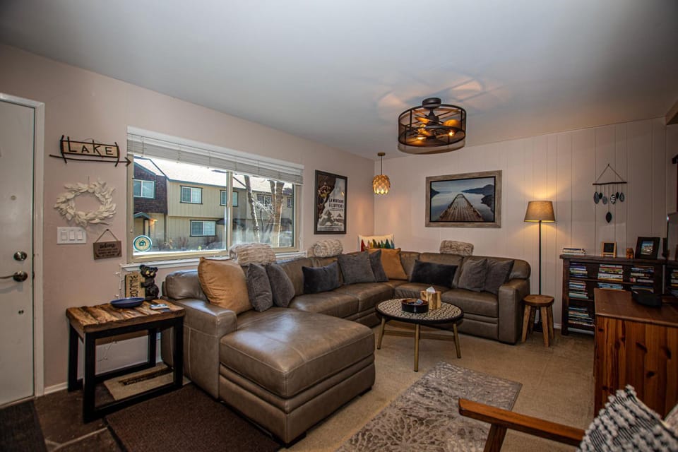 Lake Forest Glen # 114 By Hauserman Rentals House in Dollar Point