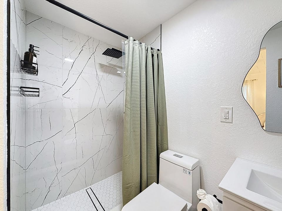 Shower, Bathroom