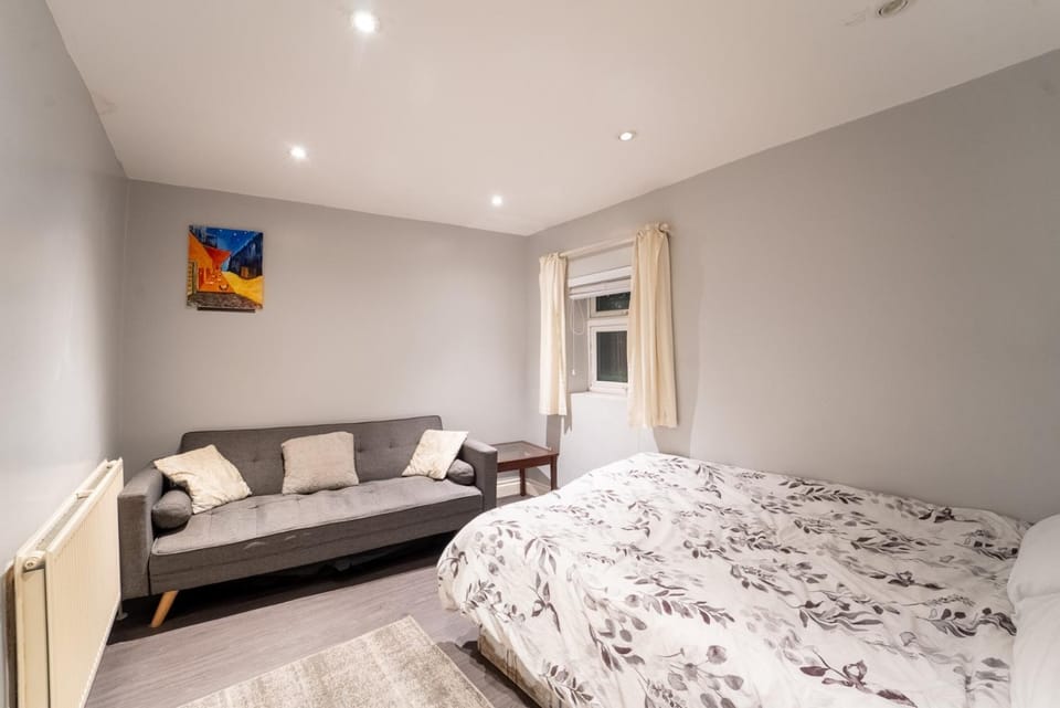 Two Bedroom Deluxe London Apartment Apartment in London Borough of Southwark