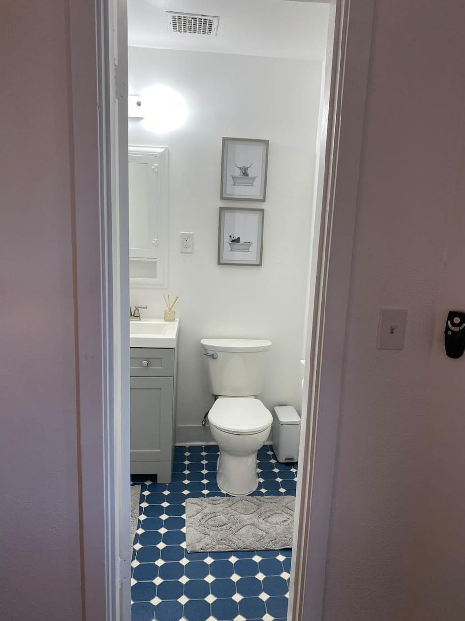 The George 316 an Art Deco Escape Apartment in Klamath Falls