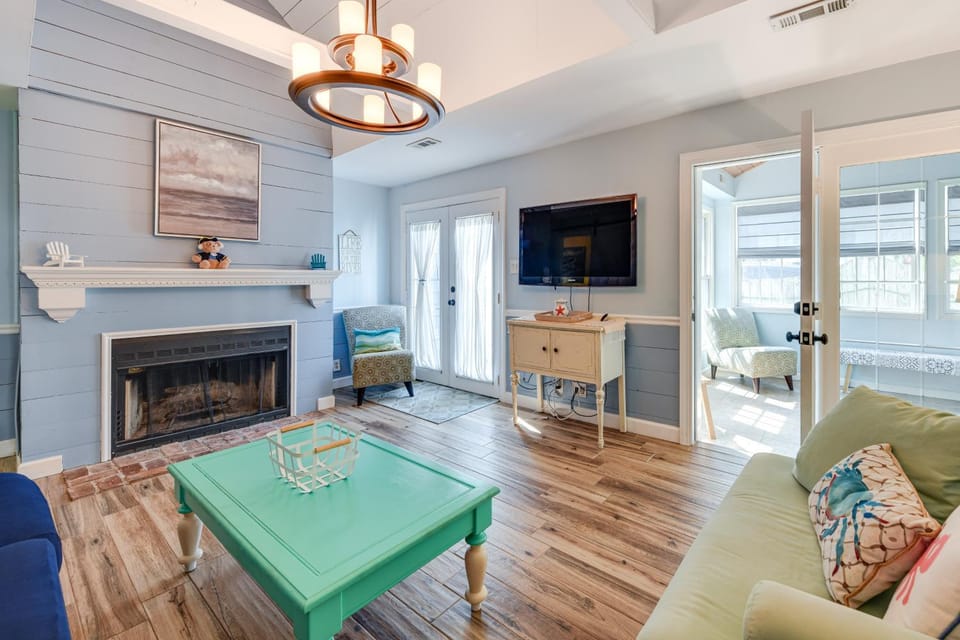 Fish, Swim & Boat: Colonial Beach Bungalow House in Colonial Beach