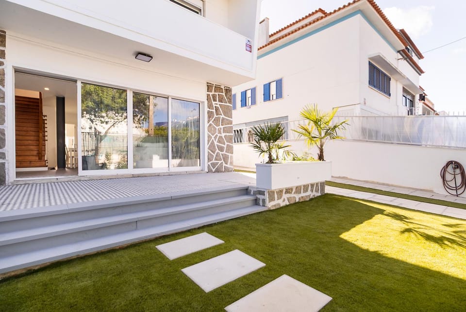 Patio, Facade/entrance