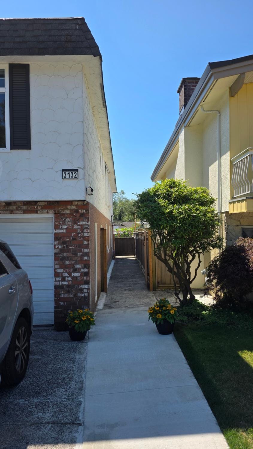 Property building, Day