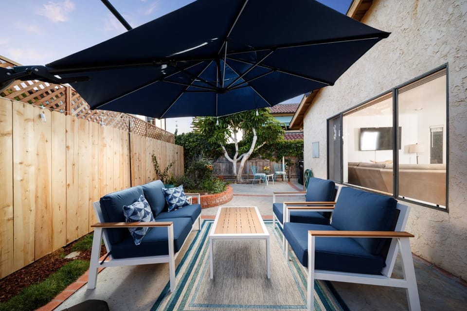 Cozy La Jolla Bungalow Near Beach & Village House in La Jolla
