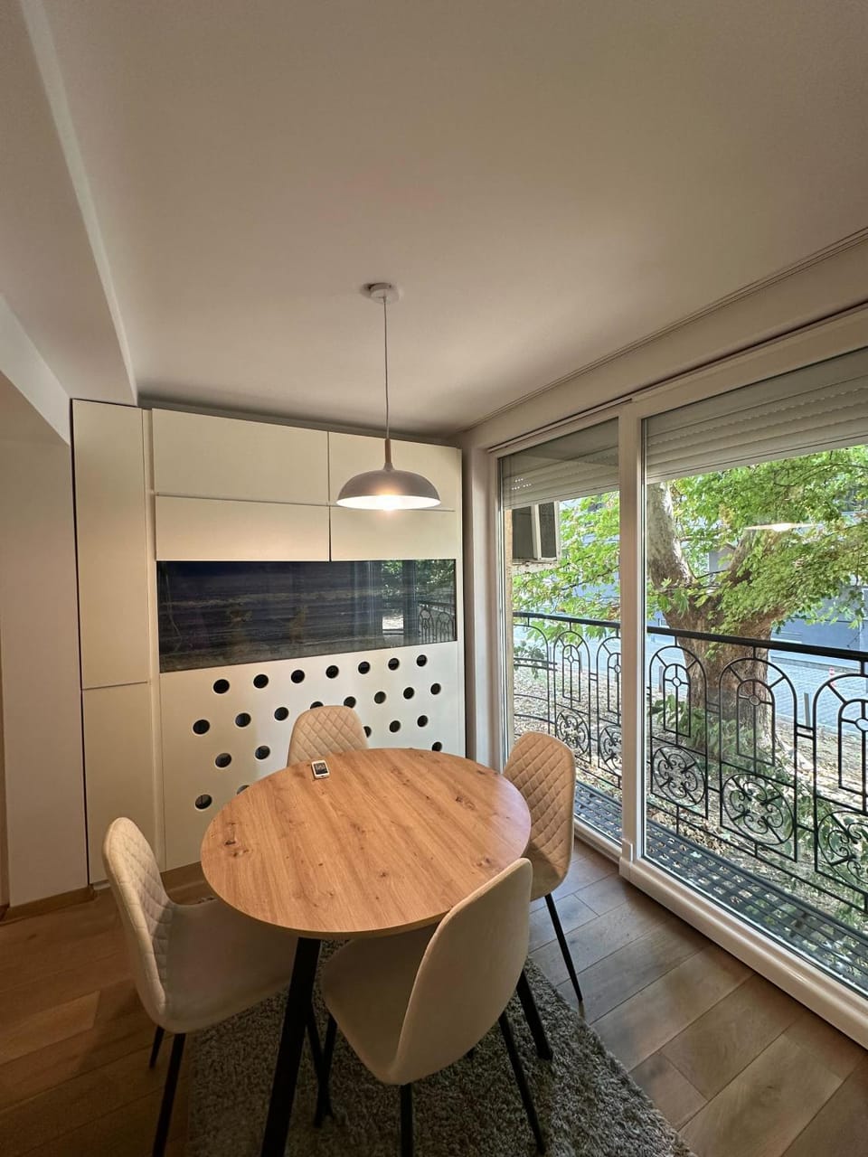 View (from property/room), Balcony/Terrace, Dining area