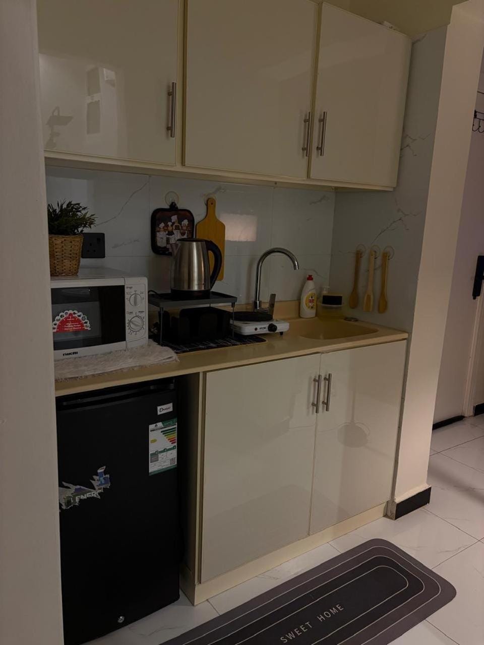 غرفه وصاله مريحه بدخول ذكي Apartment in Riyadh