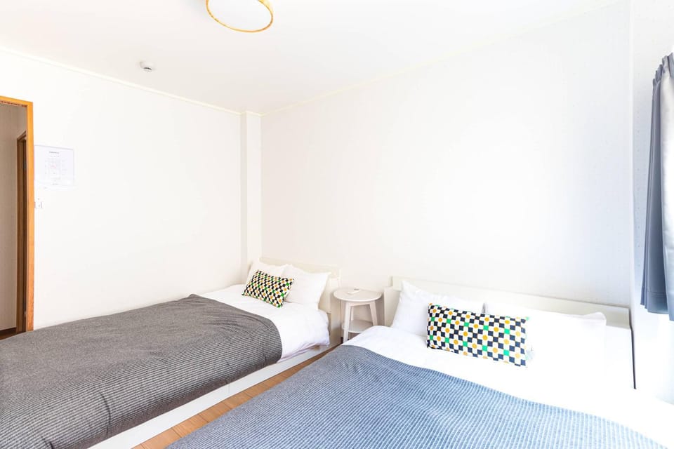 Family-Friendly 120sqm House Tsutenkaku Tower12ppl House in Osaka