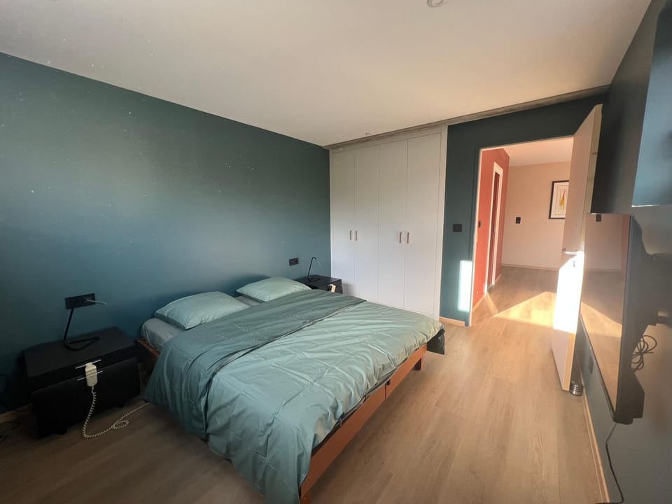 TV and multimedia, Bedroom