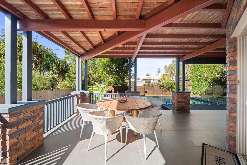 Patio, Balcony/Terrace, Balcony/Terrace, Seating area, Dining area