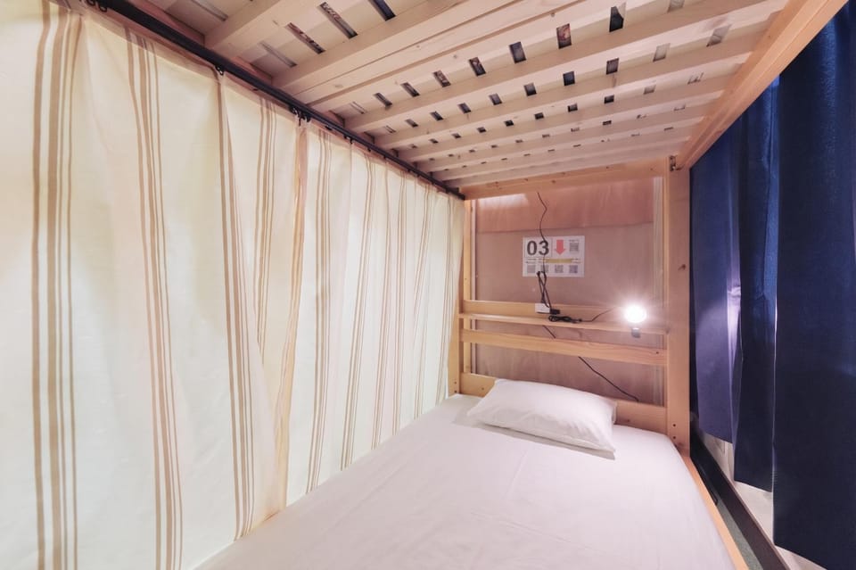 Bed, Bedroom, bunk bed