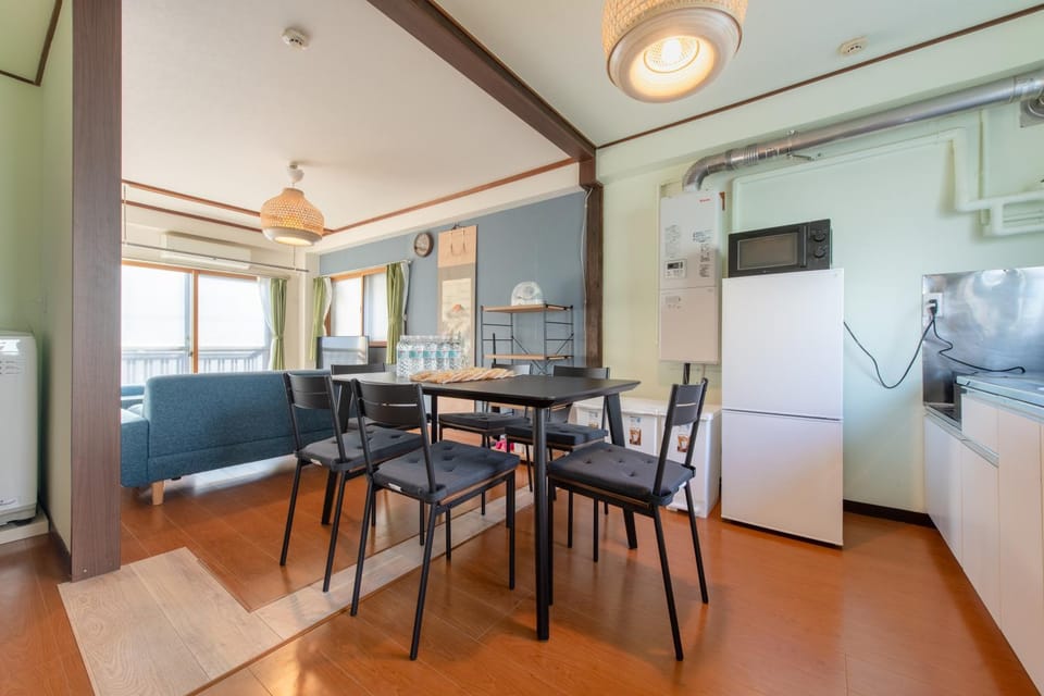 -Room MtFuji- Max 9 people 8 minutes to Shibuya 5 minutes to Shinjuku 1 minute to Harajuku 4 minutes walk from the station Apartment in Shibuya