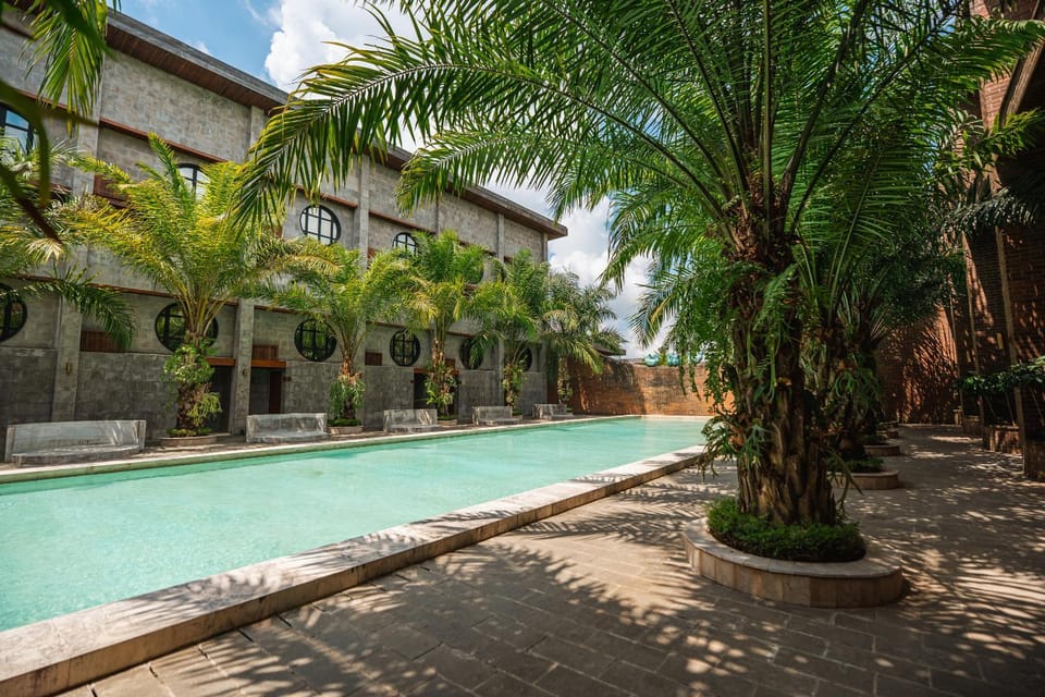 Property building, Swimming pool