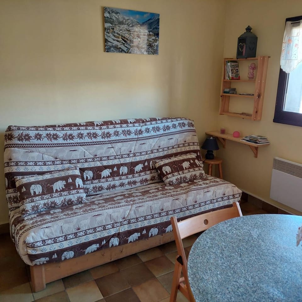 Studio with stunning view of Serre Chevalier Apartment in Briançon