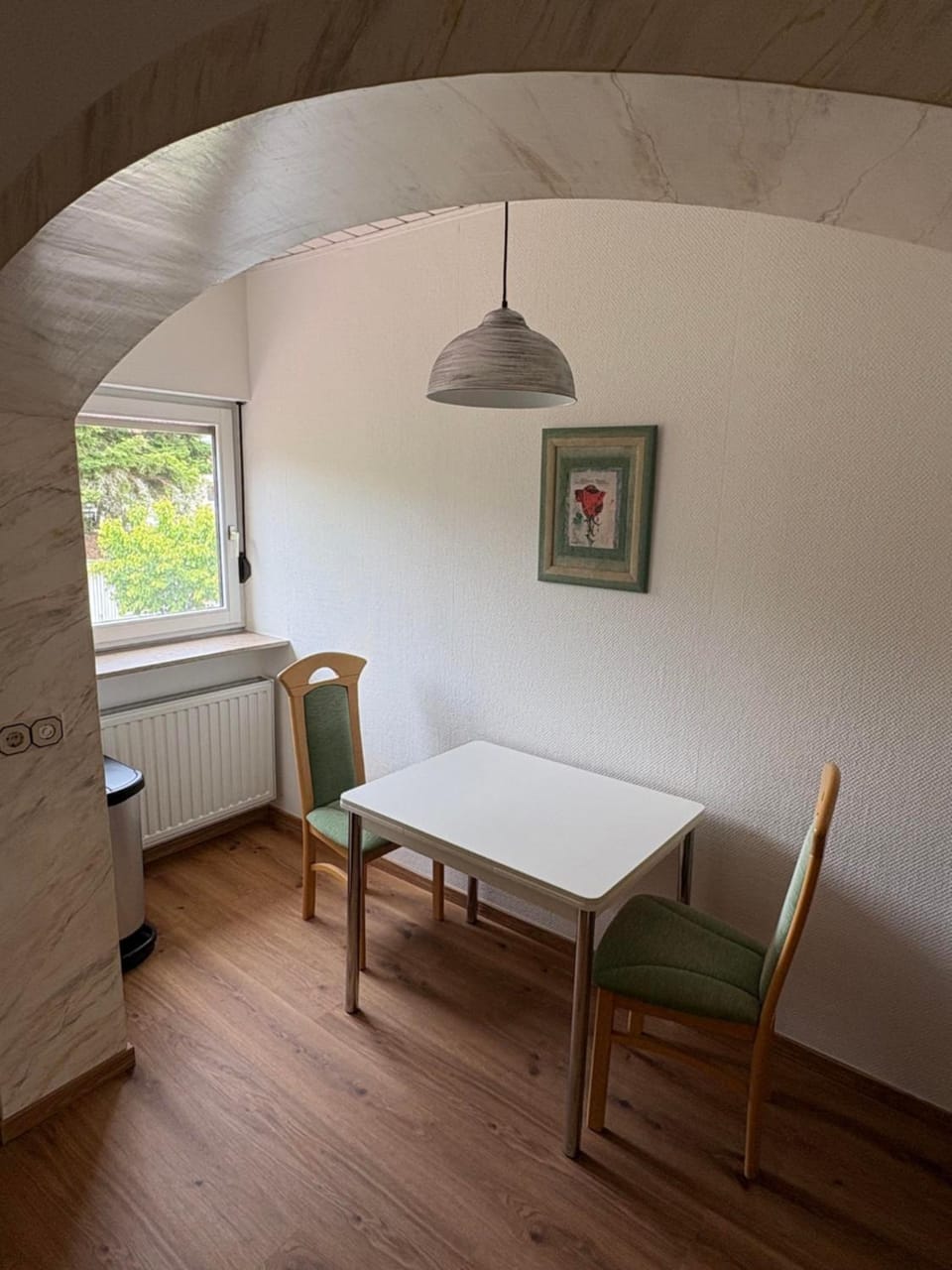Seating area, Dining area