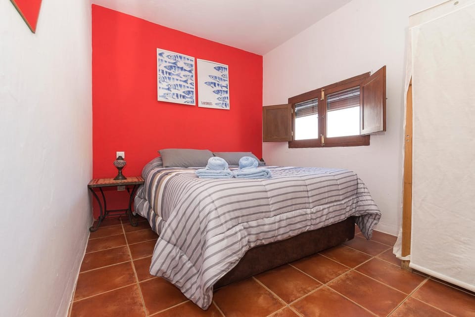 Bed, Bedroom, wardrobe, air conditioner, air conditioner