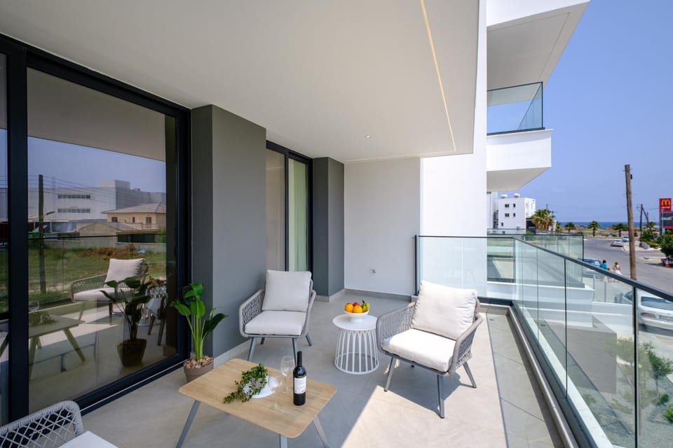 View (from property/room), Balcony/Terrace