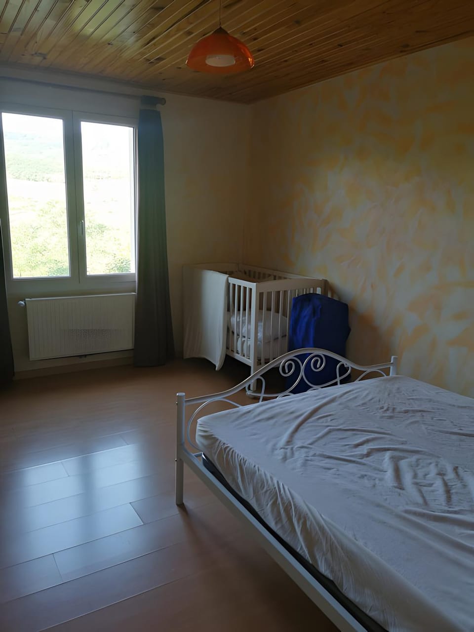 Living room, Bedroom