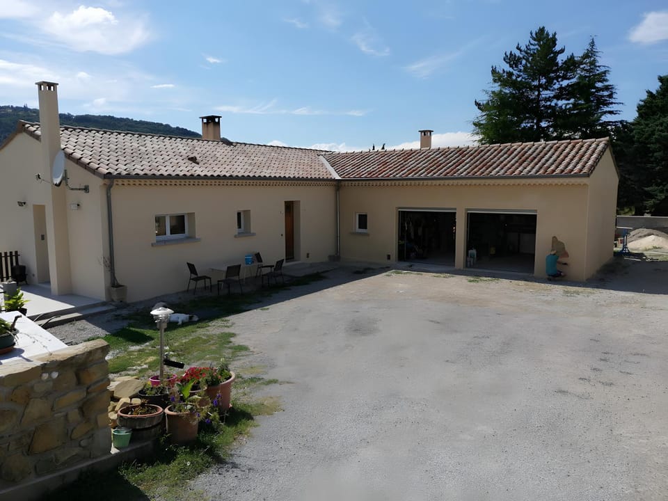Property building, Living room