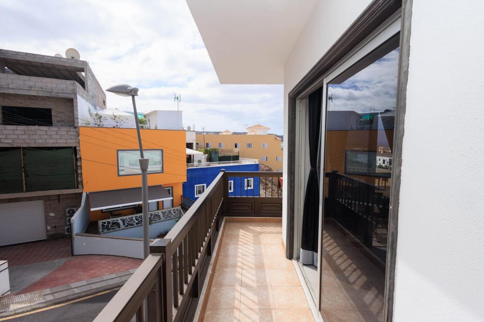 Day, Balcony/Terrace