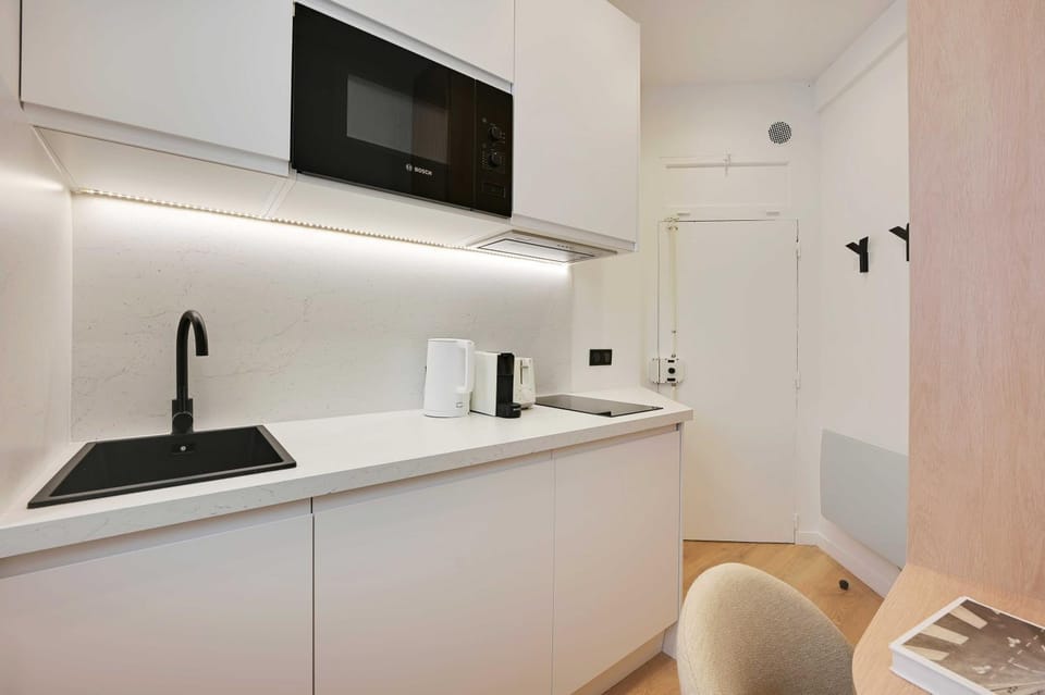 Kitchen or kitchenette, stove