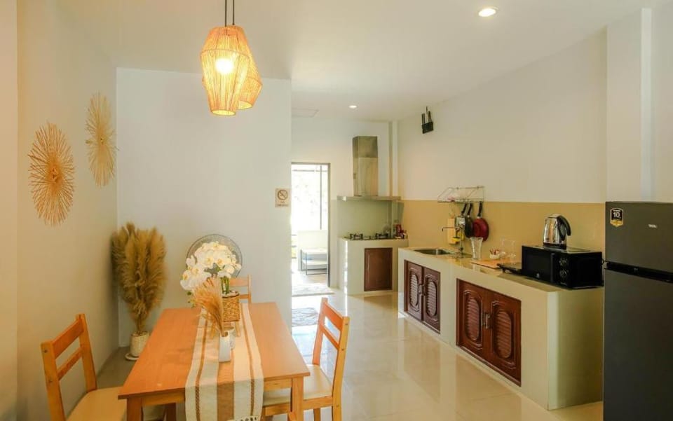 Sala Loft - Spacious King Bed - 4K SmartTV Apartment in Ko Pha-ngan Sub-district
