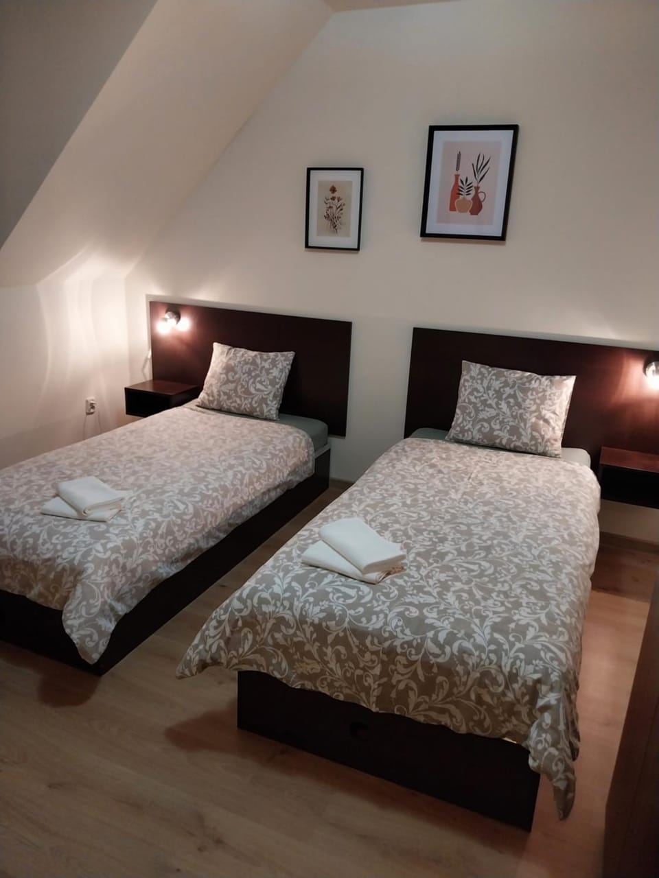 Hotelik pod Baranami Bed and Breakfast in Lower Silesian Voivodeship