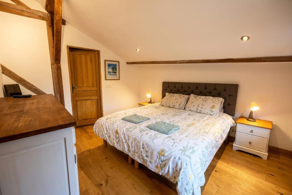 Bed, Bedroom, wardrobe