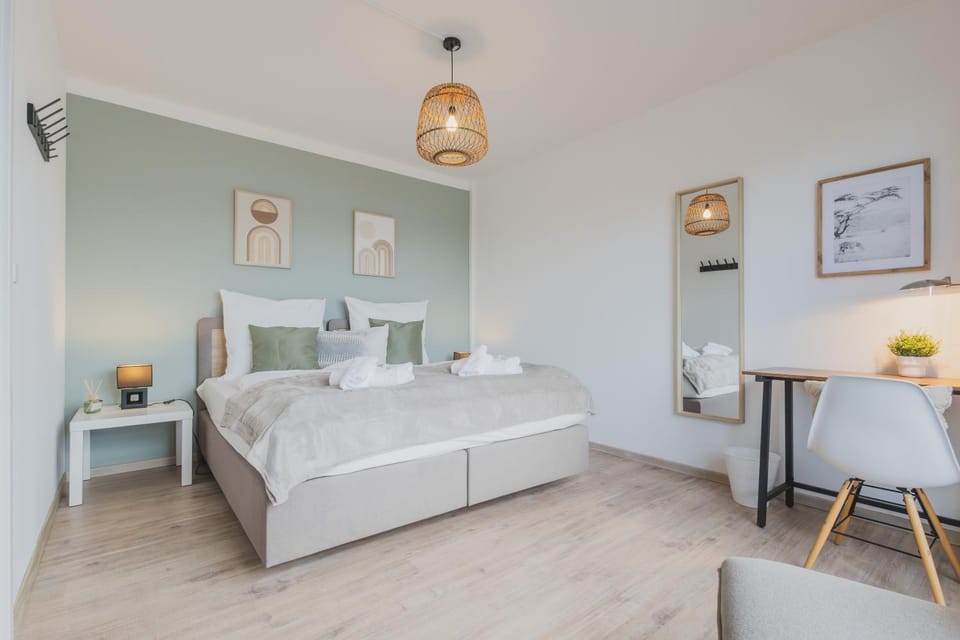 Living room, Bedroom
