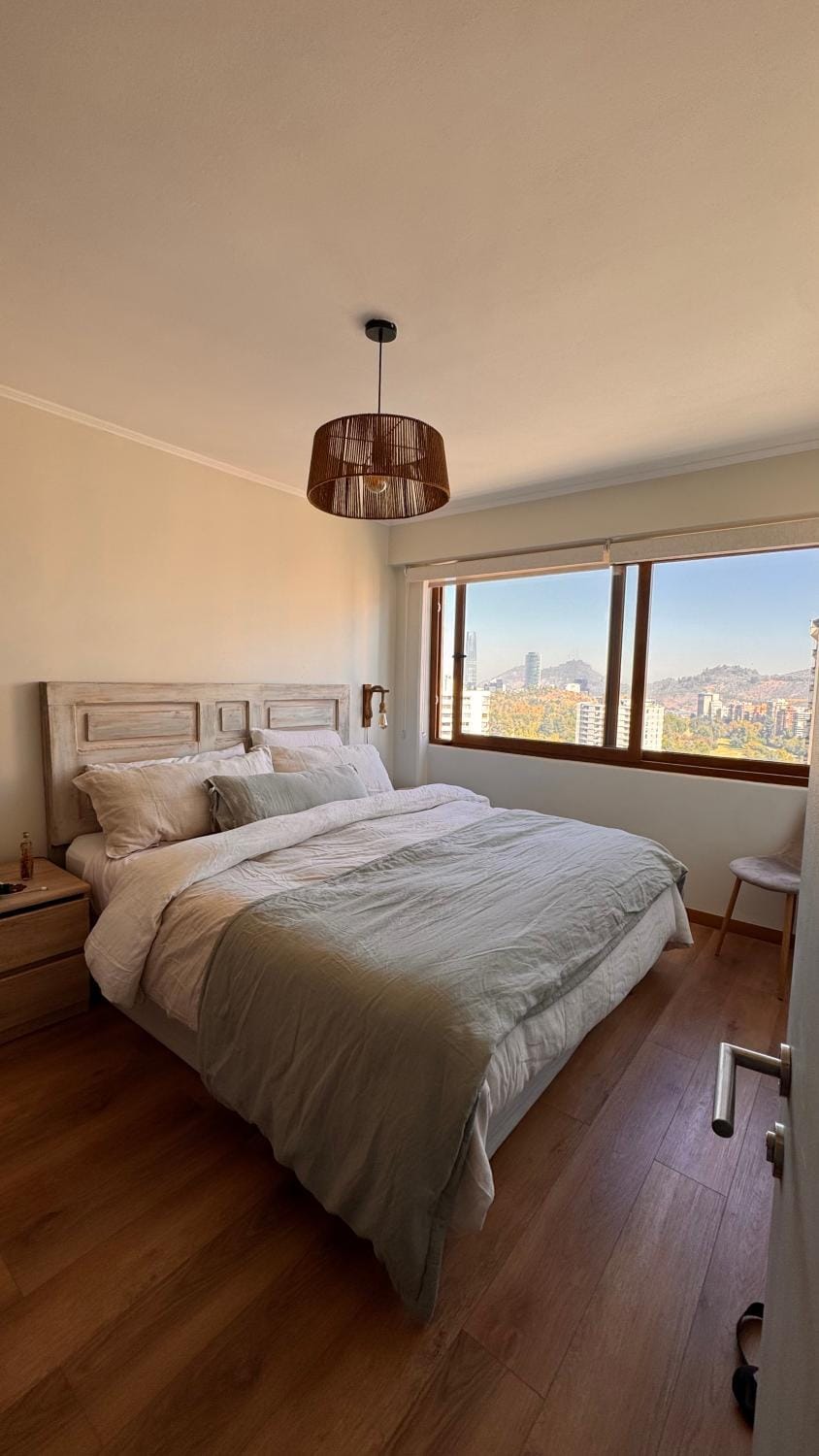 Luminoso 3BR en Las Condes - Parque Arauco - Vista y Ubicación top Apartment in Providencia