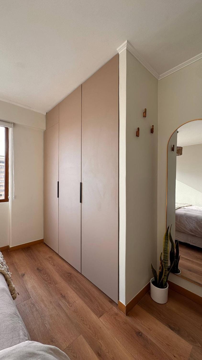 Bedroom, wardrobe