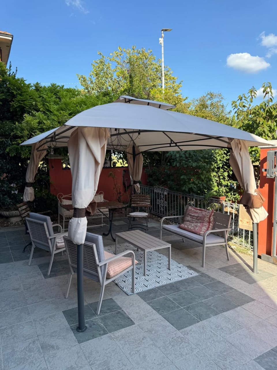 Patio, Day, Garden, Solarium