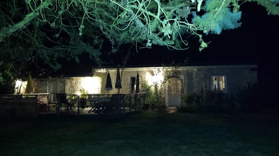 La Gentilhommière - Chambre avec sauna et jaccuzzi Bed and Breakfast in Centre-Val de Loire