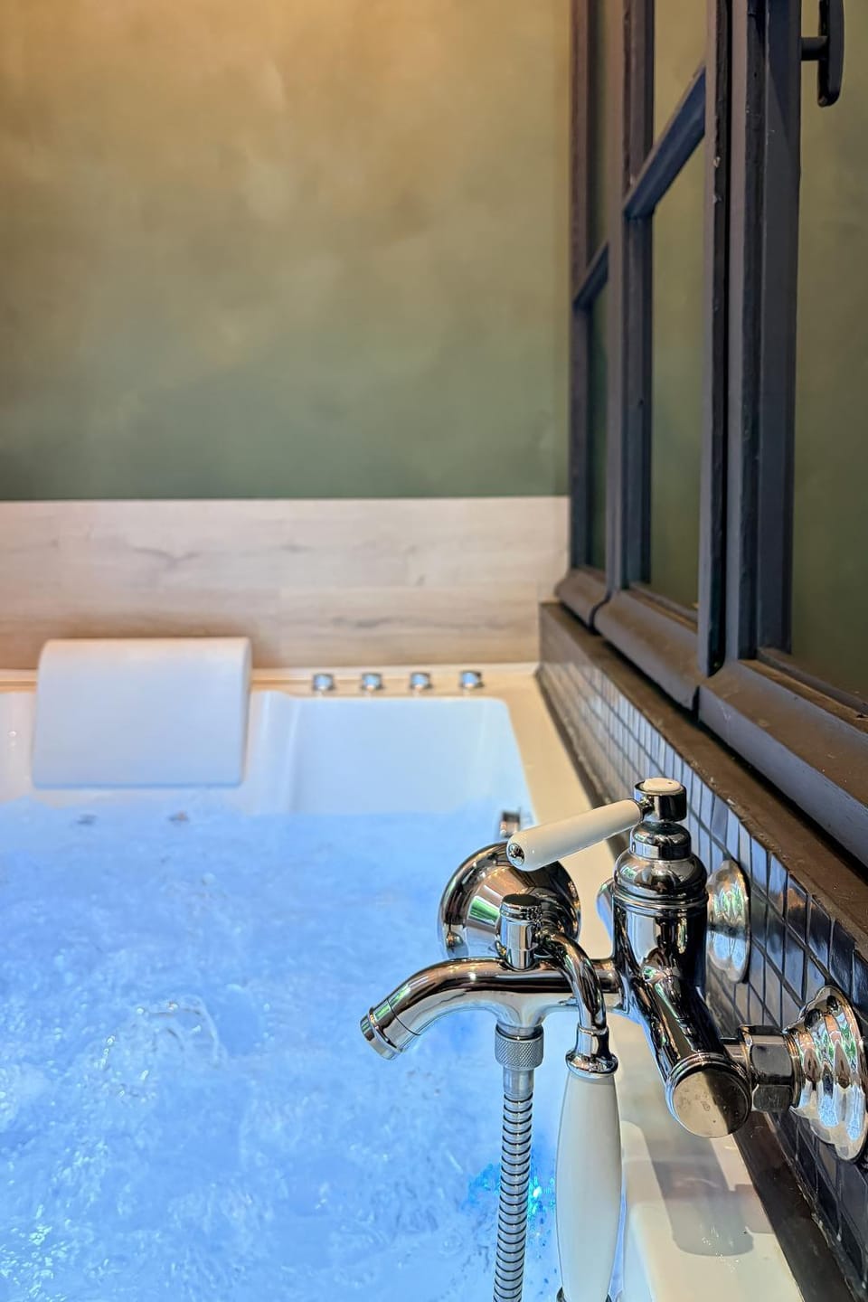 Hot Tub, Hot Tub, Bath