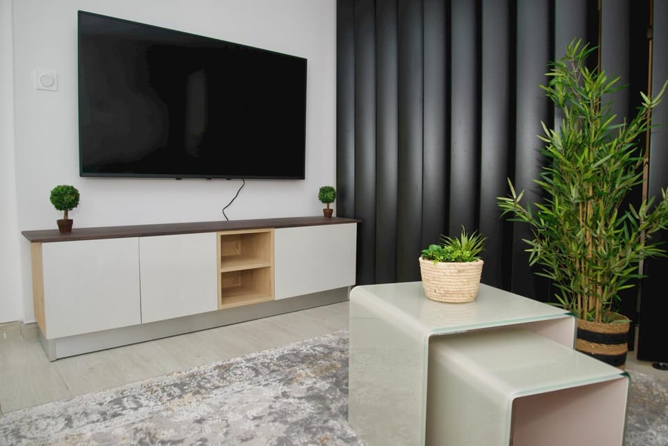 TV and multimedia, Seating area
