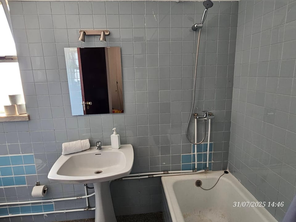 Blife Osonya - private rooms at Santantonya 4th floor Vacation rental in Faro
