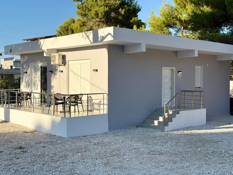 Property building, Balcony/Terrace