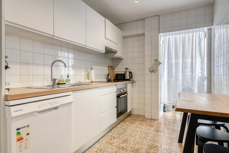 Kitchen or kitchenette, Living room