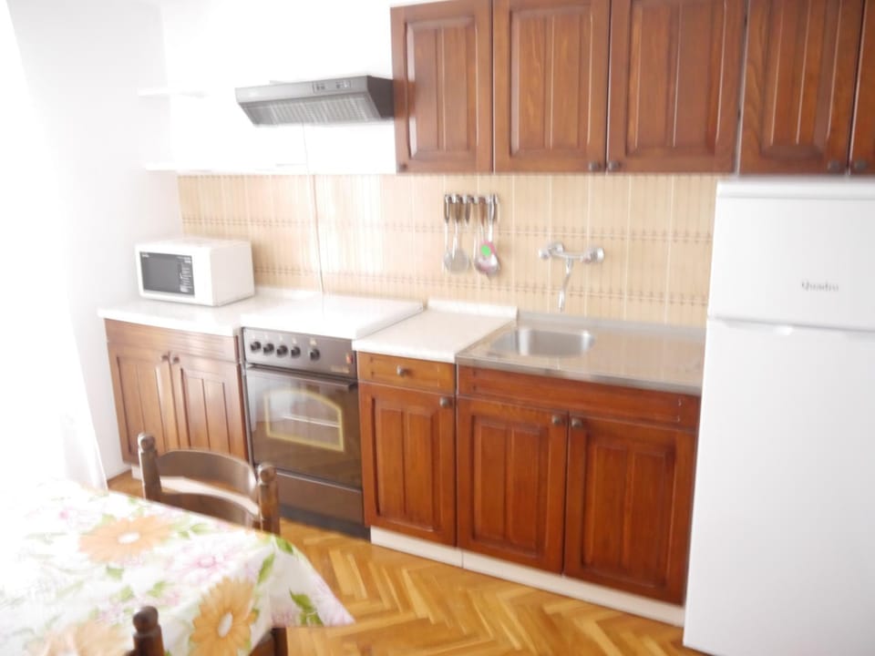 Apartments Vida in Center Novalja with Pool Apartment in Novalja