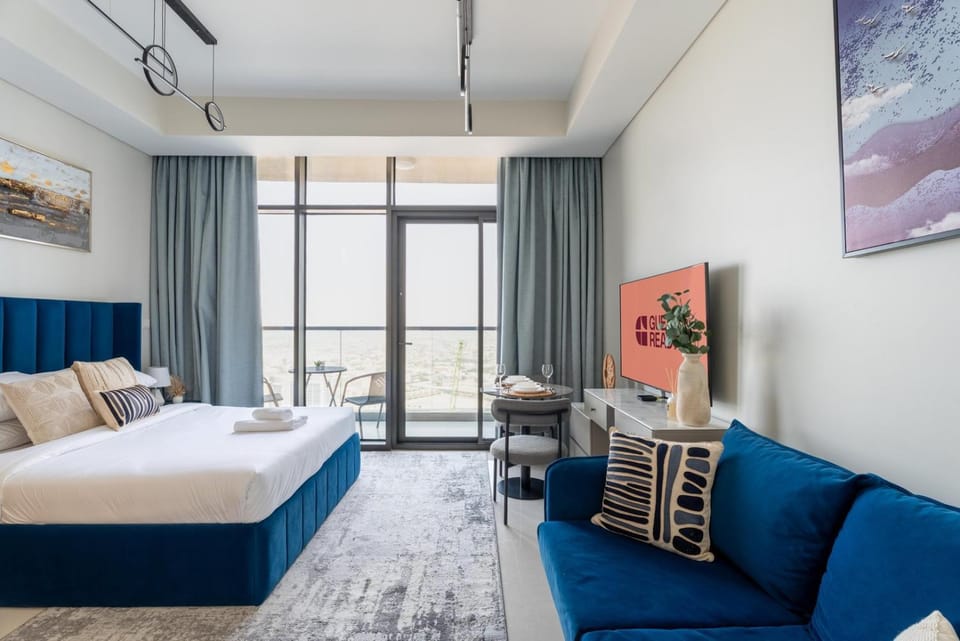 GuestReady - High floor l Partial Canal View Apartment in Dubai