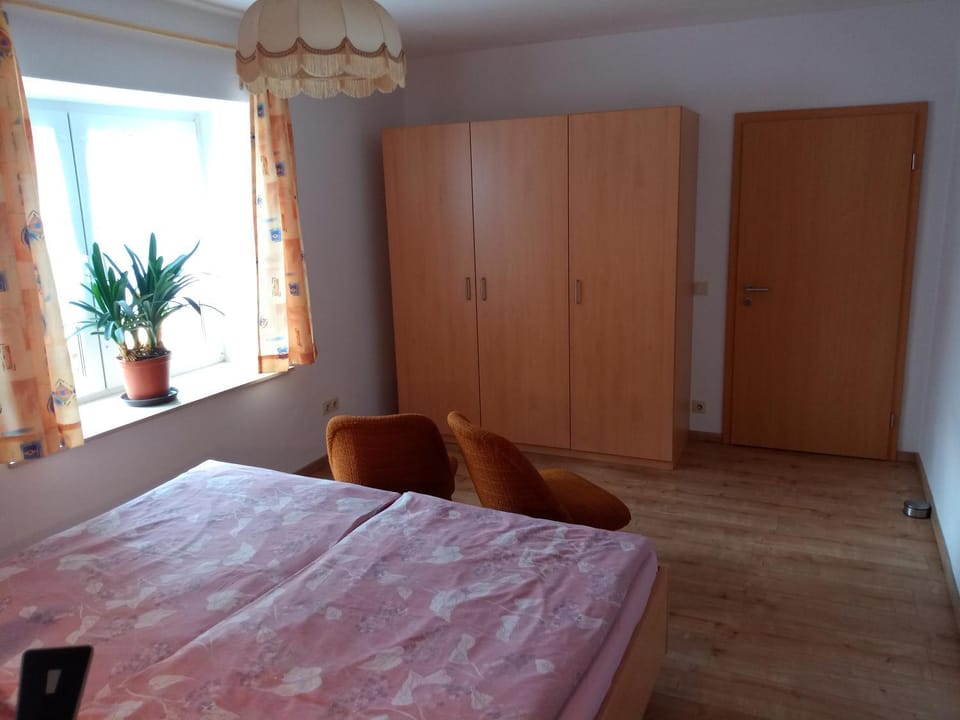 Bed, Photo of the whole room, Bedroom, wardrobe