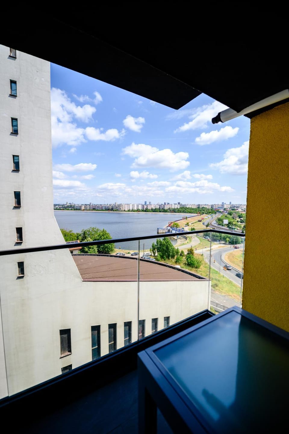 The Lake Spot Apartment in Bucharest