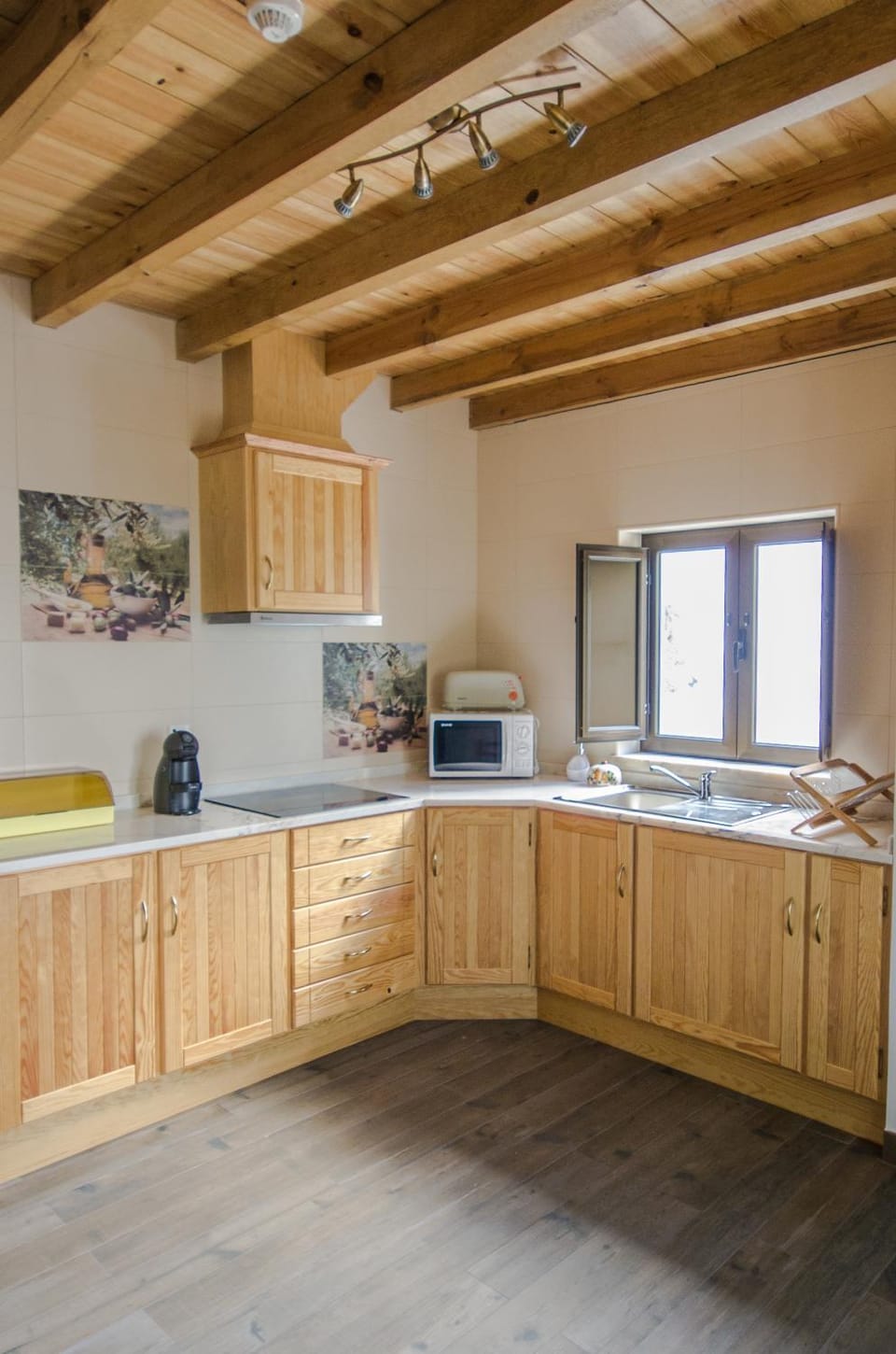 Kitchen or kitchenette, minibar, pet friendly, stove