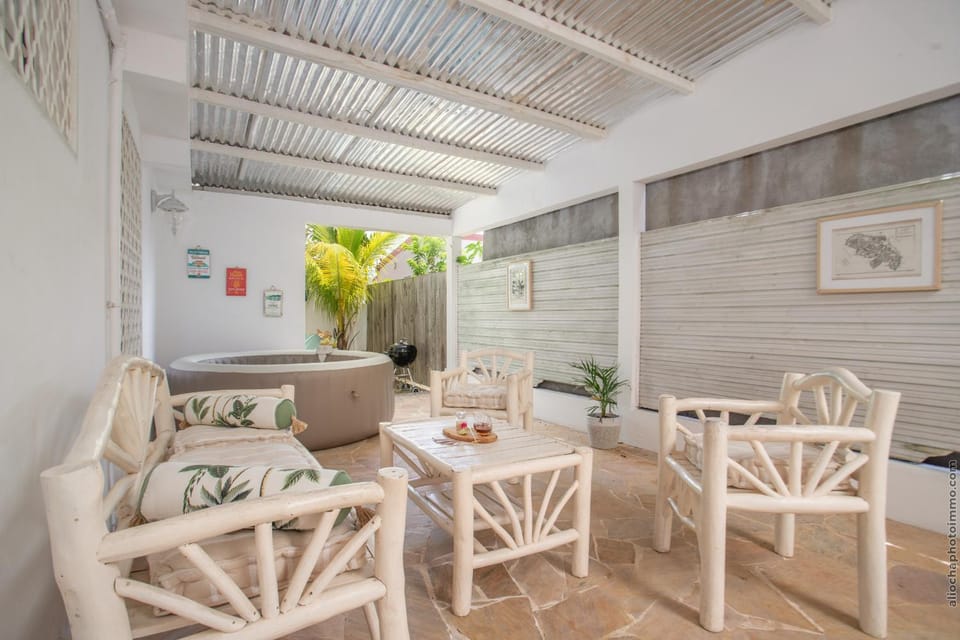 Coconut Bay House avec Piscine et Jacuzzi Villa in Martinique